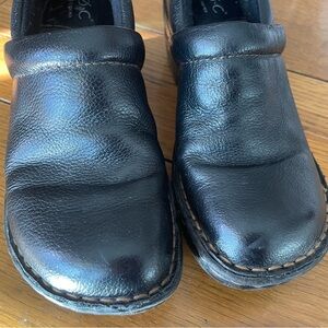 Women’s BOC Black Leather clog shoes